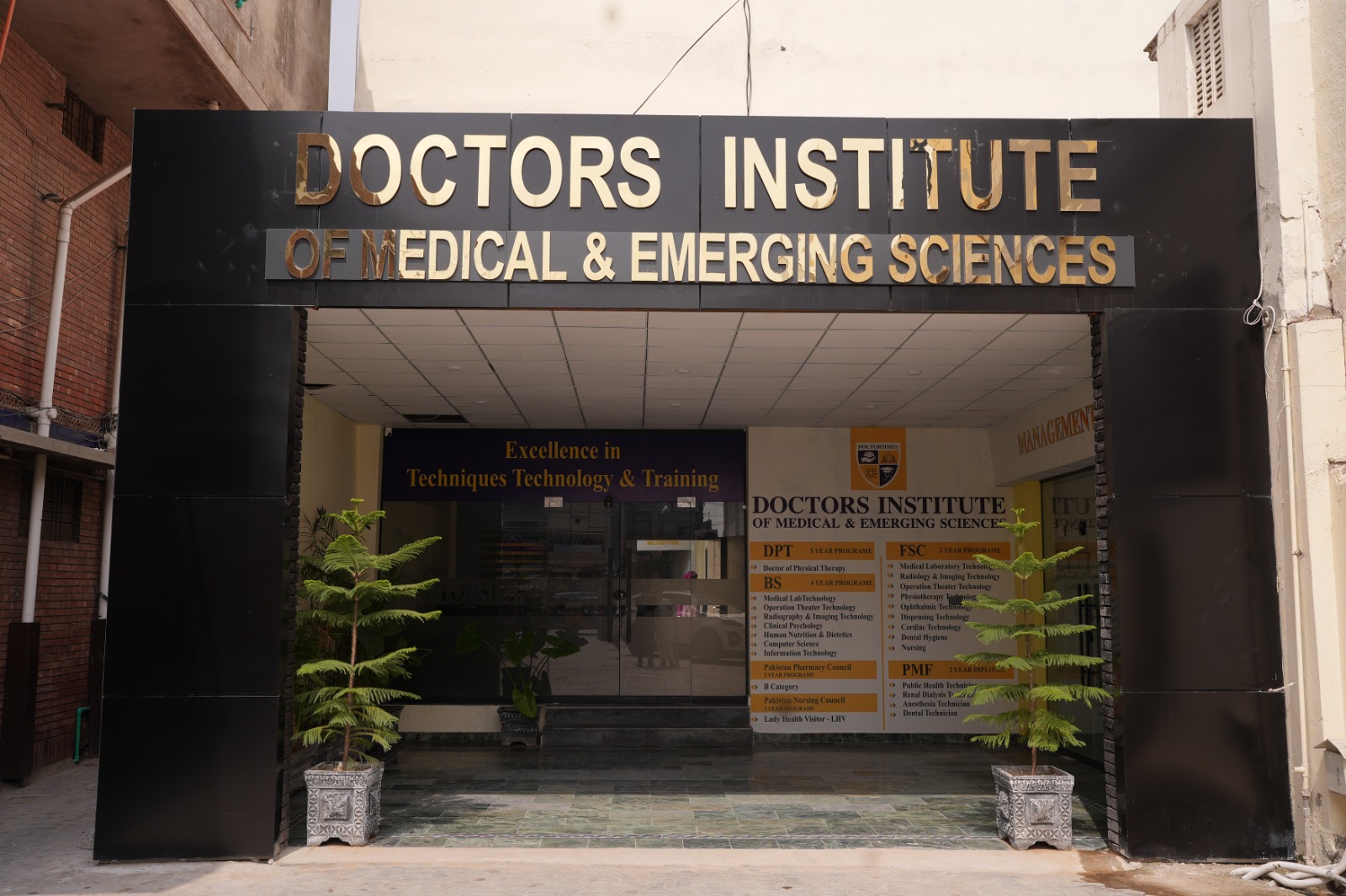 Doctors Institute of Medical & Emerging Sciences 6